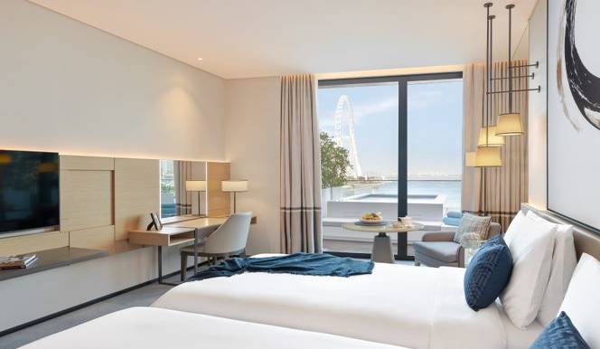 Two Bedrooms Jacuzzi Pool Sea View Suite with Balcony