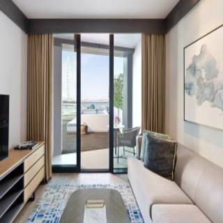 One Bedroom Jacuzzi Pool Sea View Suite with Balcony