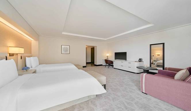 Premier Room Twin City View