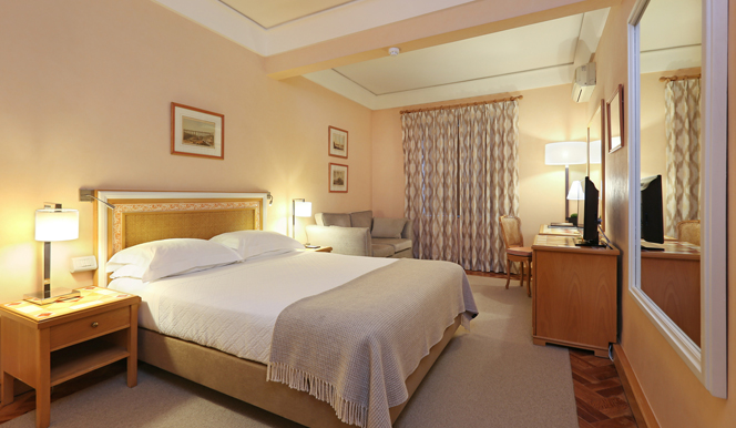 Lisboa Room Rate: 212 EUR per night