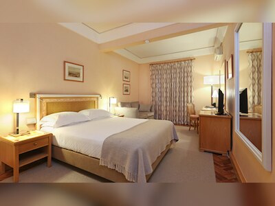 Lisboa Room Rate: 212 EUR per night